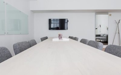 Combien de temps le coronavirus vit-il sur les différents types de surfaces ?