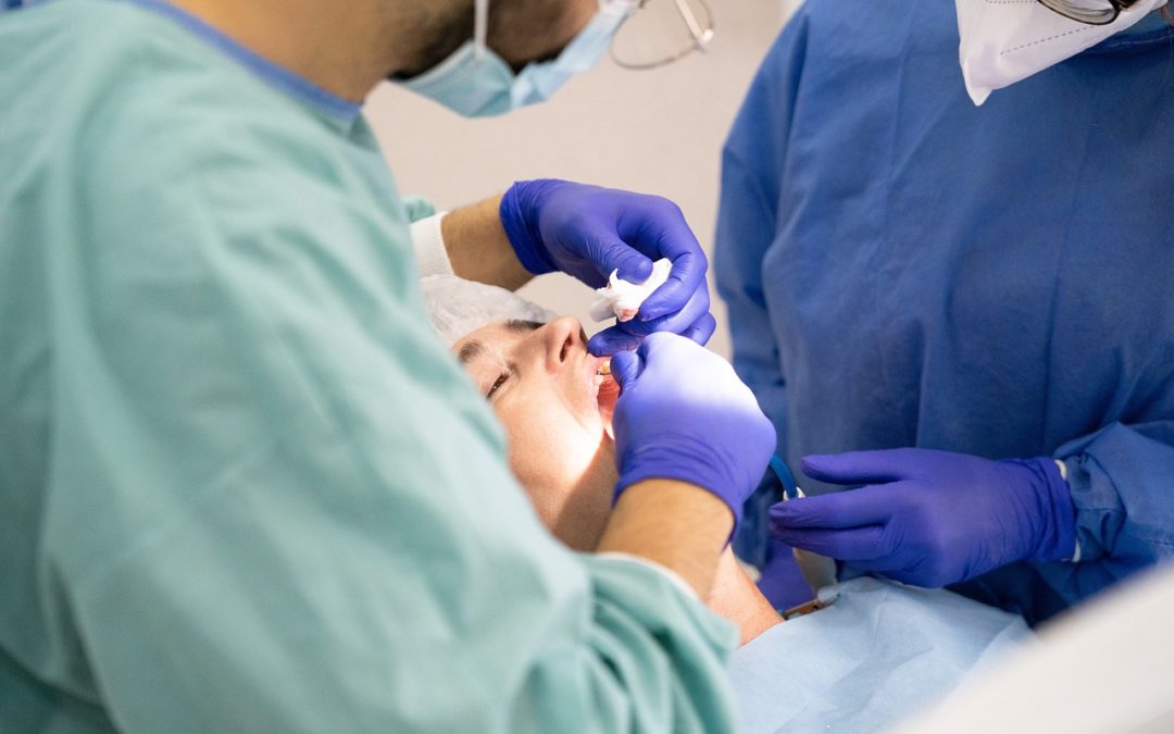 Métier d’orthodontiste : formation, études, missions et rémunération